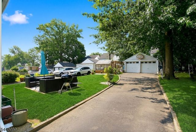 24 Cleveland Ave, Newark City, NJ 07106
