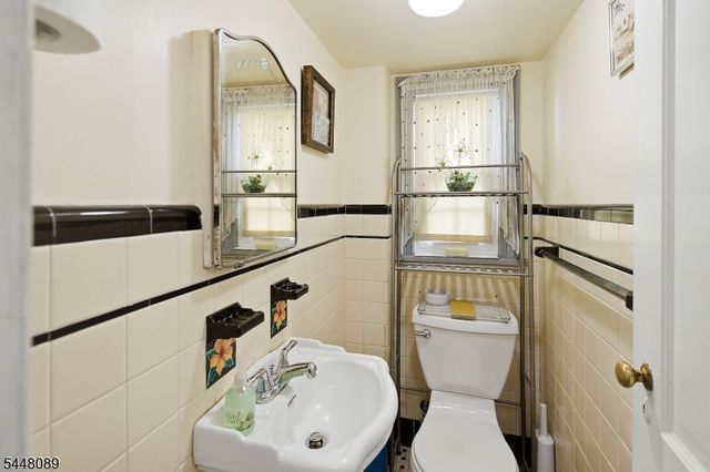 24 Cleveland Ave, Newark City, NJ 07106
