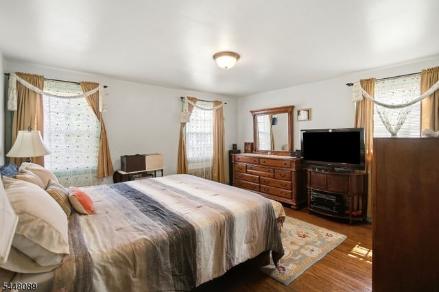 24 Cleveland Ave, Newark City, NJ 07106