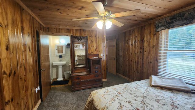 348 Bill Hunter Rd, Celina, TN 38551