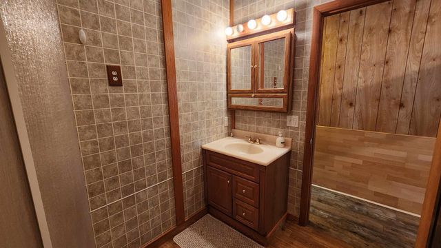 348 Bill Hunter Rd, Celina, TN 38551