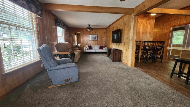 348 Bill Hunter Rd, Celina, TN 38551