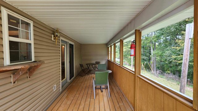 348 Bill Hunter Rd, Celina, TN 38551