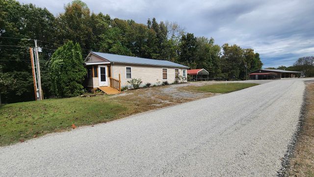348 Bill Hunter Rd, Celina, TN 38551