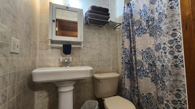 348 Bill Hunter Rd, Celina, TN 38551