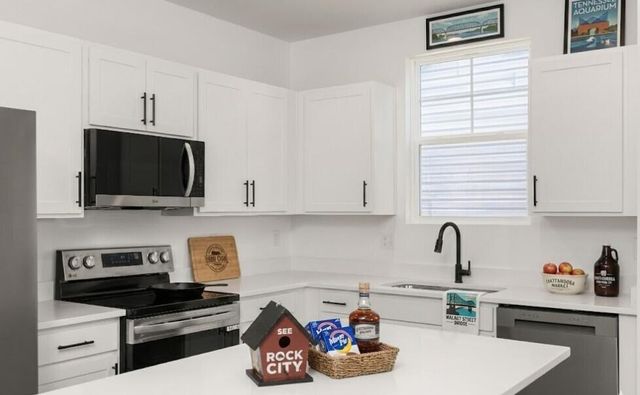 884 Gardenview Way 4, Chattanooga, TN 37421