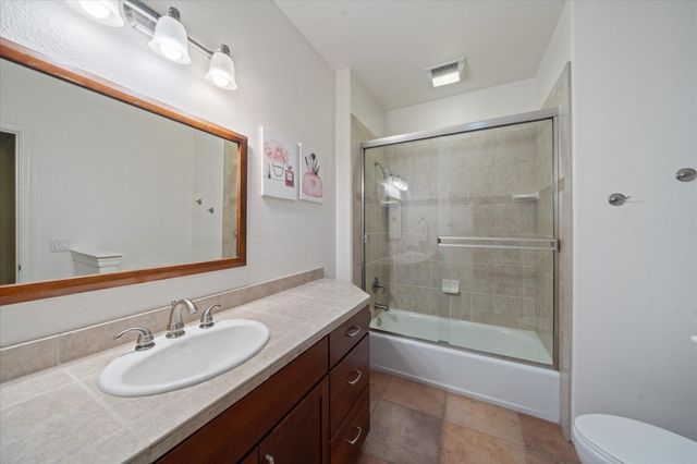 17620 Targa Drive, Shasta Lake, CA 96019