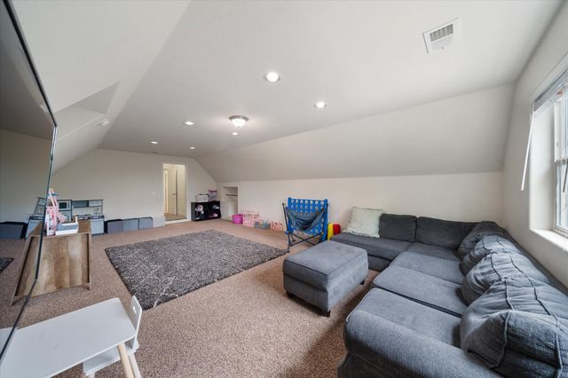 17620 Targa Drive, Shasta Lake, CA 96019