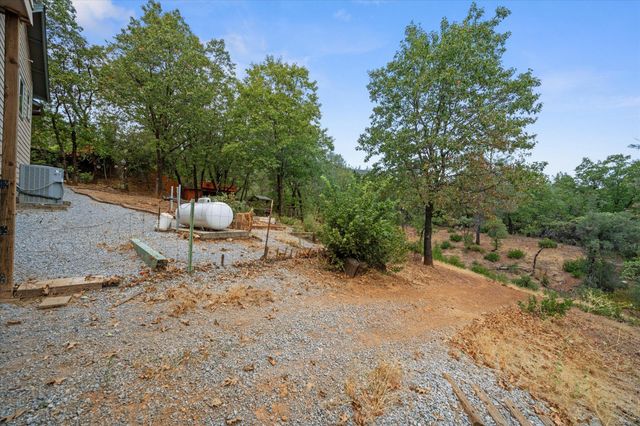 17620 Targa Drive, Shasta Lake, CA 96019