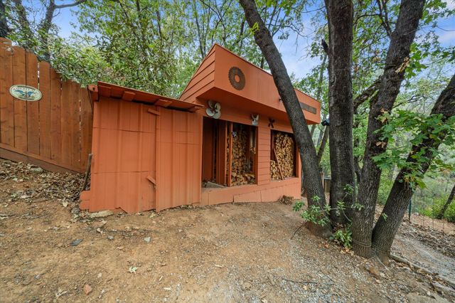17620 Targa Drive, Shasta Lake, CA 96019