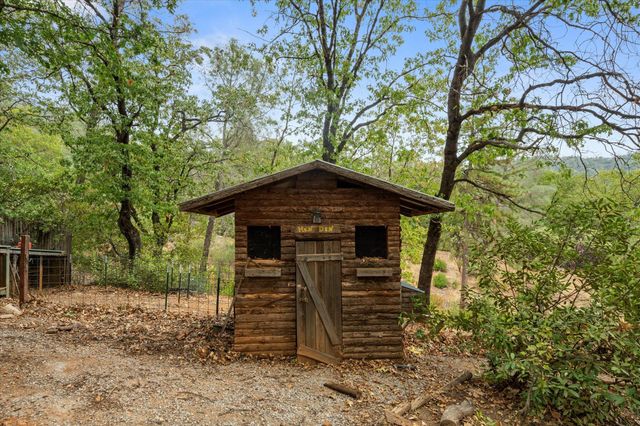 17620 Targa Drive, Shasta Lake, CA 96019