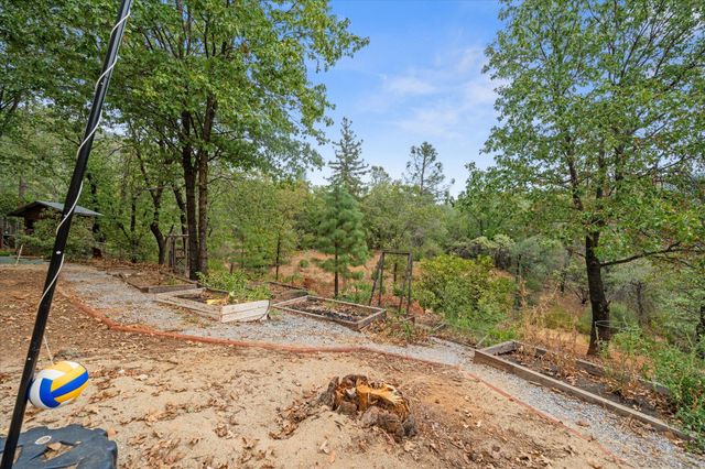 17620 Targa Drive, Shasta Lake, CA 96019