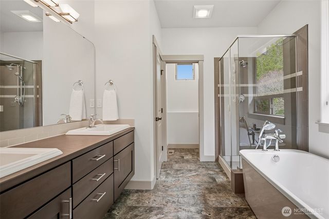 1125 Birch Falls Drive, Bellingham, WA 98229