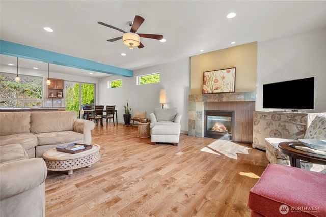 1125 Birch Falls Drive, Bellingham, WA 98229