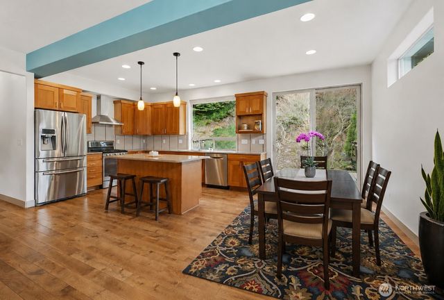 1125 Birch Falls Drive, Bellingham, WA 98229