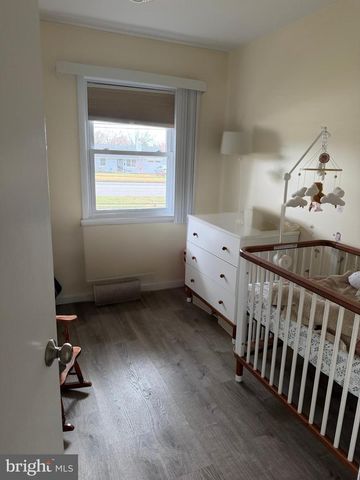 7608 HERITAGE DR, Annandale, VA 22003