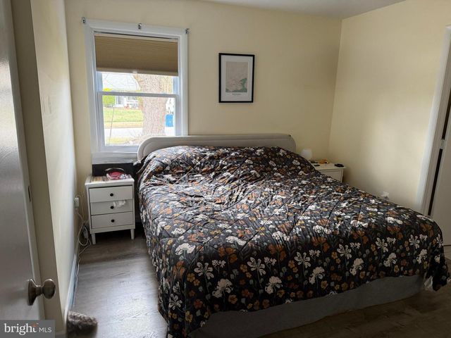 7608 HERITAGE DR, Annandale, VA 22003