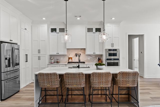 2505 Collins Drive, Conway, AR 72058