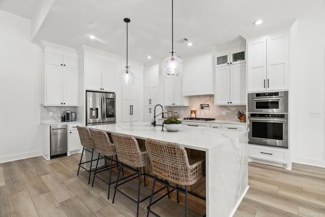 2505 Collins Drive, Conway, AR 72058