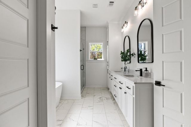 2505 Collins Drive, Conway, AR 72058