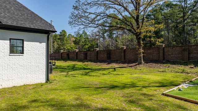 2505 Collins Drive, Conway, AR 72058