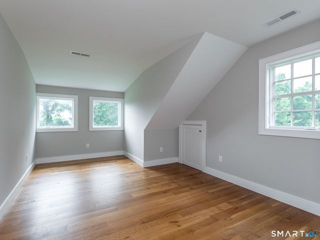 21 Hemlock Road, Roxbury, CT 06783
