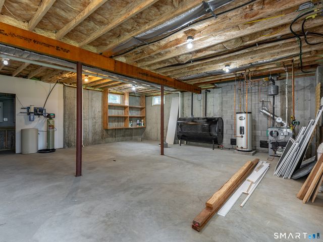 21 Hemlock Road, Roxbury, CT 06783
