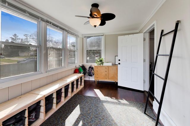 631 S Hale Street, Wheaton, IL 60187