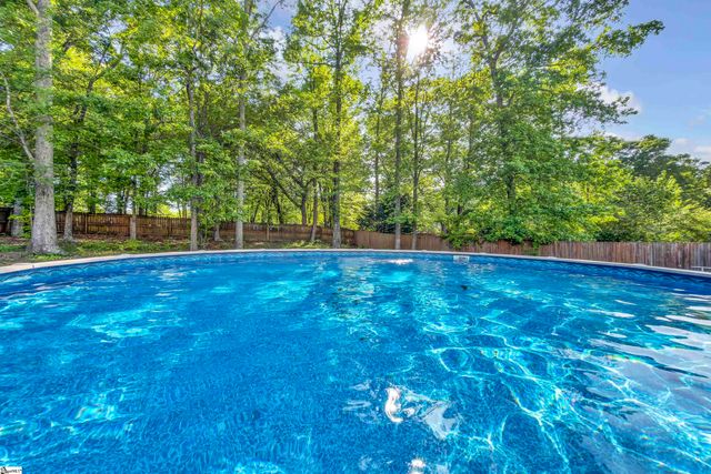 415 Scarlet Oak Drive, Fountain Inn, SC 29644