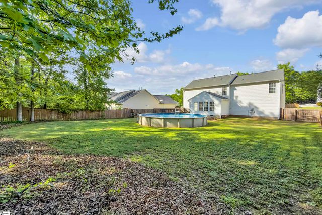 415 Scarlet Oak Drive, Fountain Inn, SC 29644