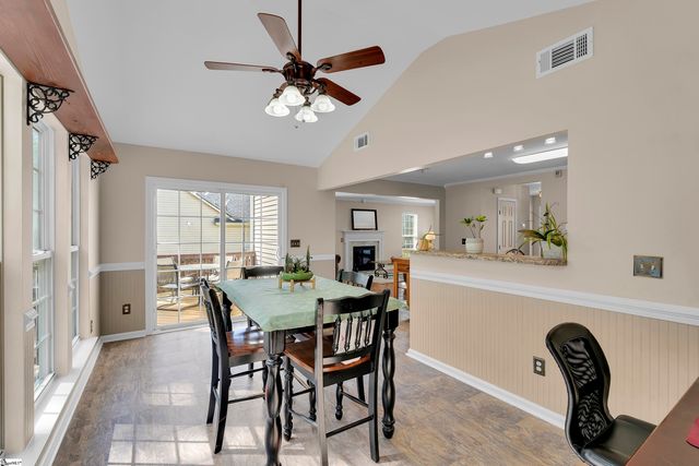 415 Scarlet Oak Drive, Fountain Inn, SC 29644