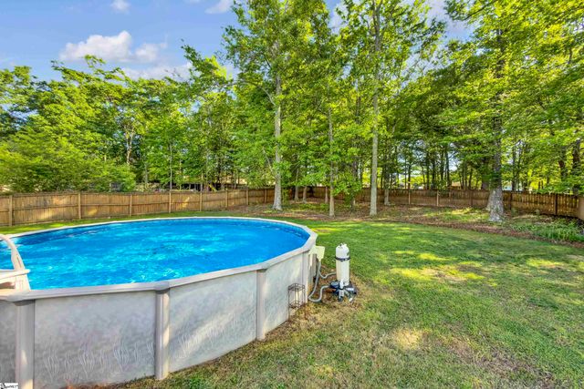 415 Scarlet Oak Drive, Fountain Inn, SC 29644