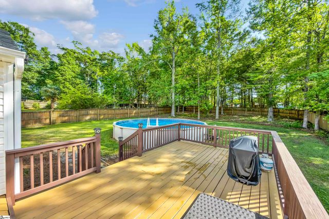 415 Scarlet Oak Drive, Fountain Inn, SC 29644
