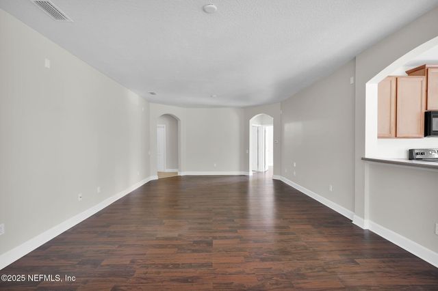 4480 DEERWOOD LAKE Parkway, 121, Jacksonville, FL 32216