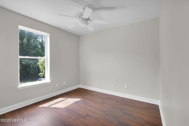 4480 DEERWOOD LAKE Parkway, 121, Jacksonville, FL 32216