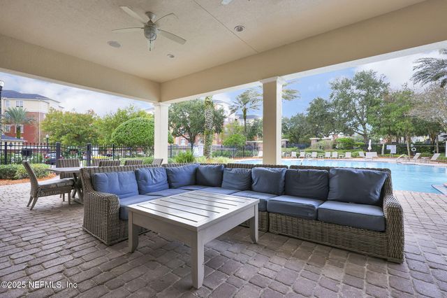 4480 DEERWOOD LAKE Parkway, 121, Jacksonville, FL 32216