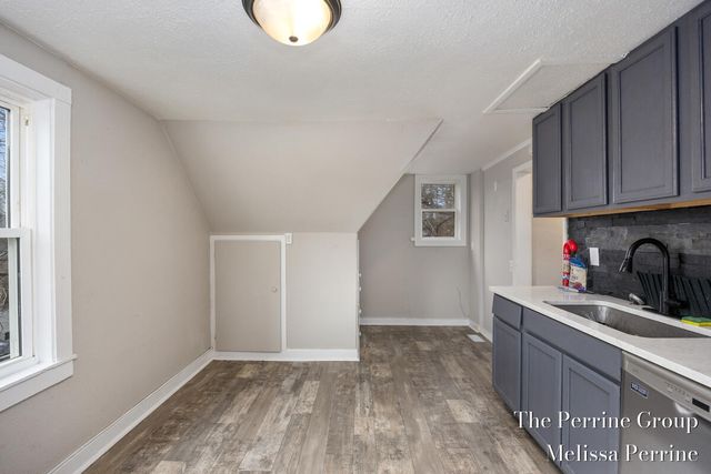 122 Brookview Street, Kalamazoo, MI 49048