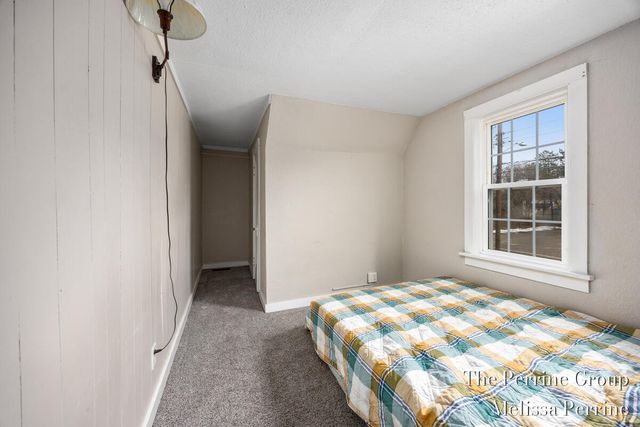 122 Brookview Street, Kalamazoo, MI 49048