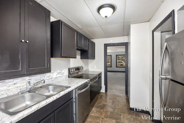 122 Brookview Street, Kalamazoo, MI 49048