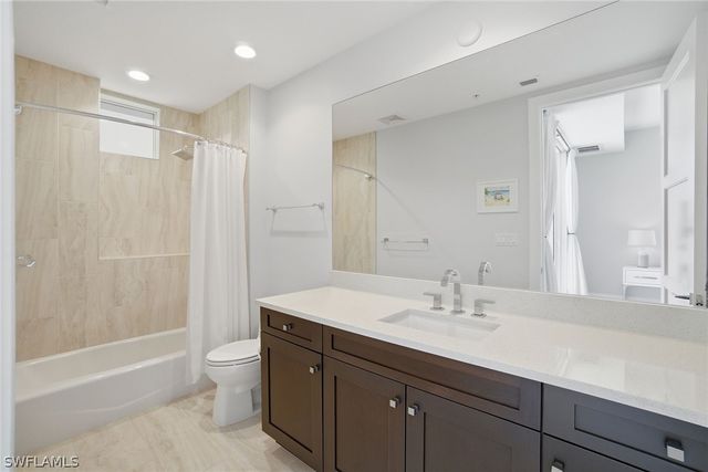 4971 Bonita Bay BLVD 401, Bonita Springs, FL 34134