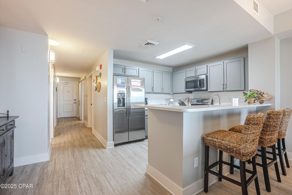 Image 15 of property listing at 15928 Front Beach Road 31211, Panama City Beach, FL 32413