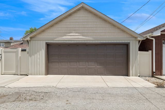 6848 N Oriole Avenue, Chicago, IL 60631
