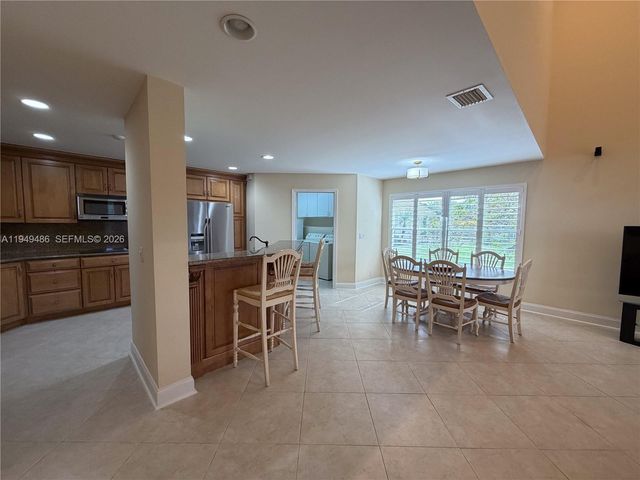 3279 Huntington, Weston, FL 33332