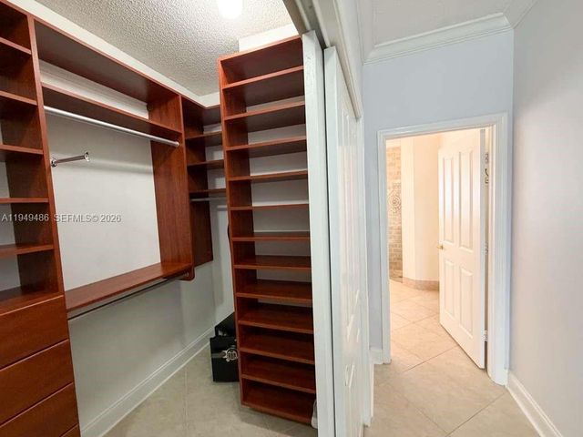 3279 Huntington, Weston, FL 33332