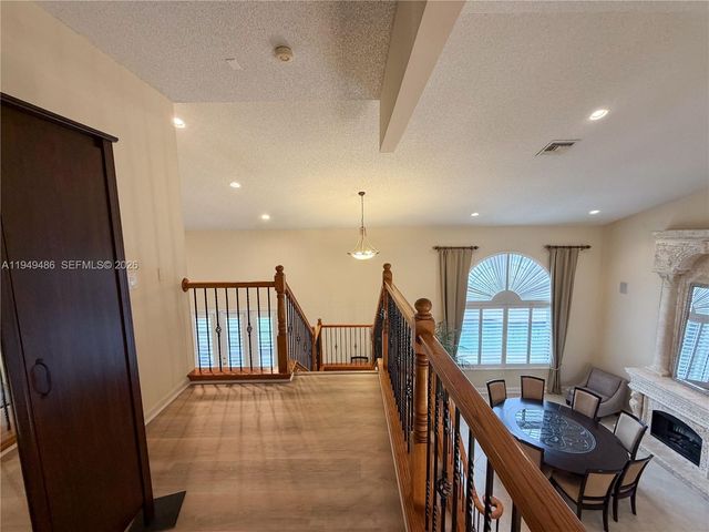 3279 Huntington, Weston, FL 33332