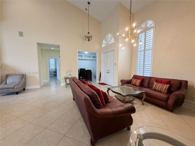 3279 Huntington, Weston, FL 33332