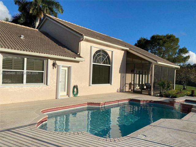 3279 Huntington, Weston, FL 33332