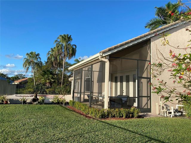 3279 Huntington, Weston, FL 33332