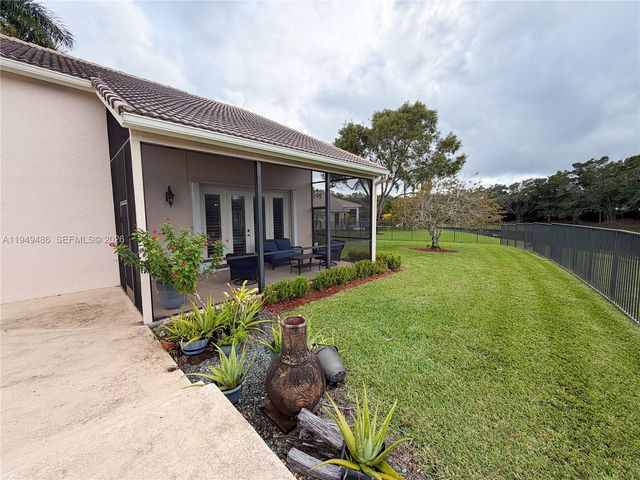 3279 Huntington, Weston, FL 33332