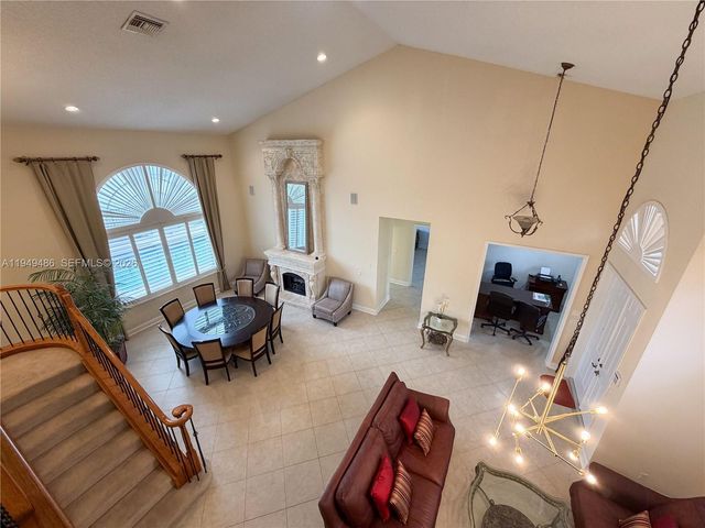 3279 Huntington, Weston, FL 33332